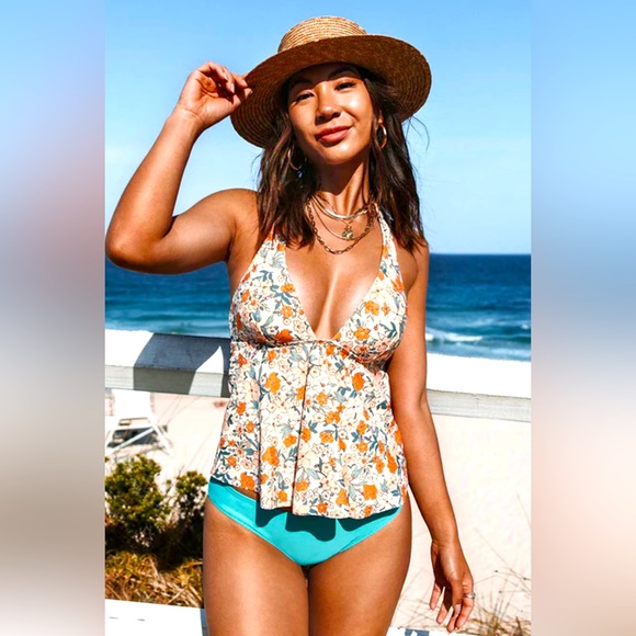 Cupshe Other - Elodie Ditsy Floral Tie Back Halter Tankini